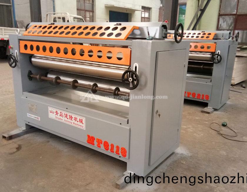 MT6113 Glue machine