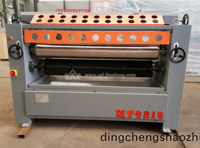MT6213單雙麵(mian)塗膠(jiao)機